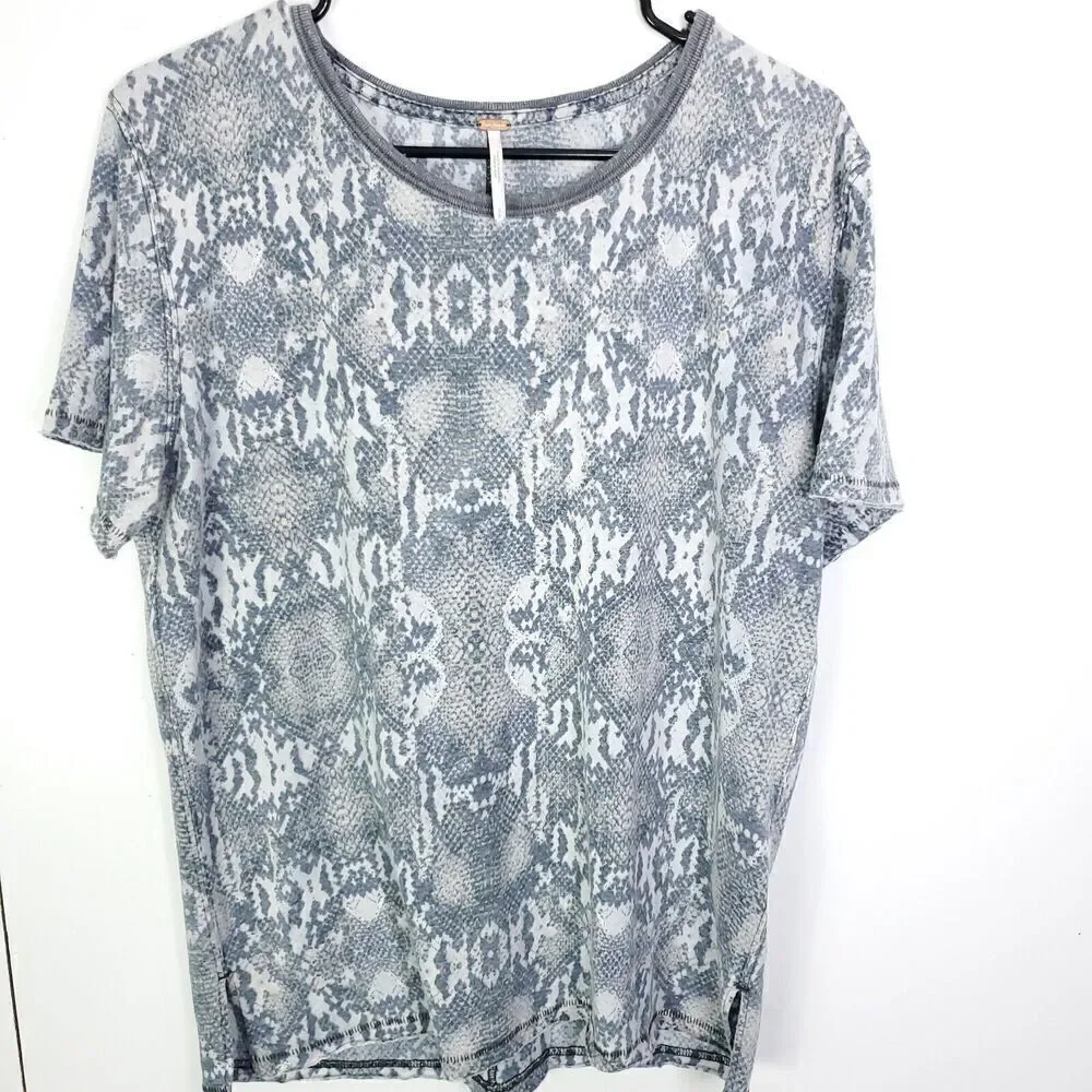 Free People Top Womens S Tourist Printed Snake Animal Exotic Super Soft Gray